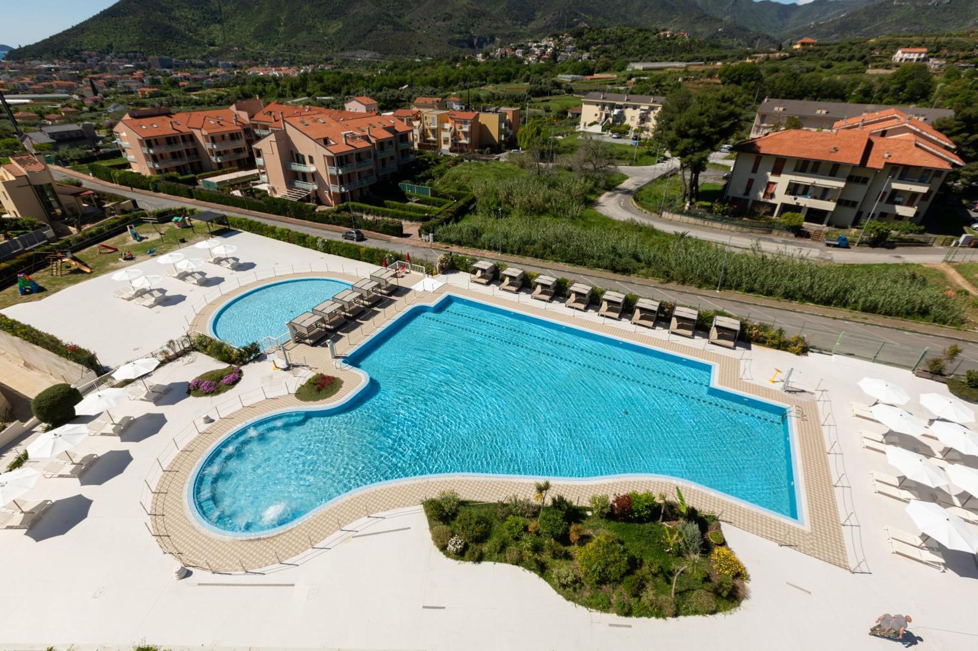 Ai Pozzi Village Resort & Spa Loano Eksteriør billede
